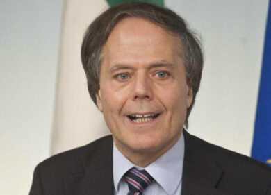 Marcinelle, Moavero ricorda migranti italiani morti. Scoppia caos con la Lega