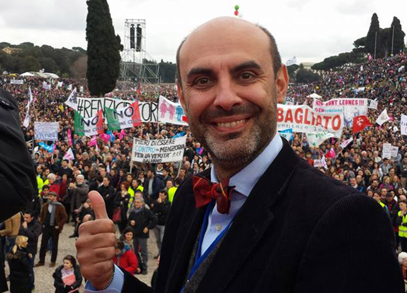 Aborto, un senatore della Lega: “Lo aboliremo come in Argentina” Aborto, un senatore della Lega: “Lo aboliremo come in Argentina”