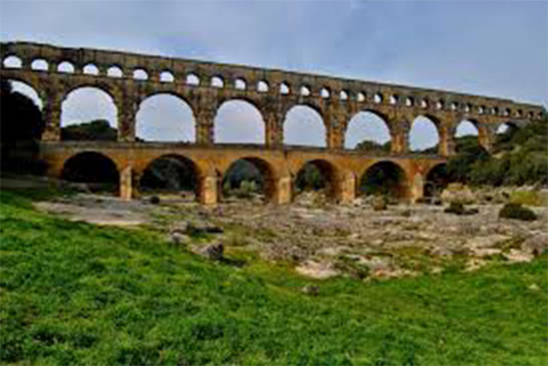 Ponte Morandi Genova, storia di una lunga e inesorabile decadenza bimillenaria Ponte Morandi Genova, storia di una lunga e inesorabile decadenza bimillenaria