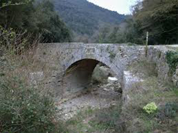 Ponte Morandi Genova, storia di una lunga e inesorabile decadenza bimillenaria Ponte Morandi Genova, storia di una lunga e inesorabile decadenza bimillenaria