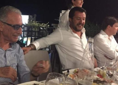 A cena la sera della tragedia? Salvini umilia gli “sciacalli di sinistra”