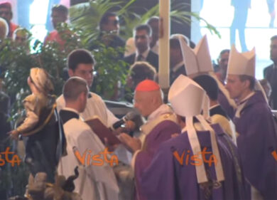 Crollo ponte Genova, funerali di Stato. Mattarella: “Accertare responsabilità”