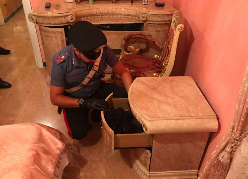 L’ultimo dei Casamonica si arrende: con Salvatore gli arrestati sono 36 L’ultimo dei Casamonica si arrende: con Salvatore gli arrestati sono 36