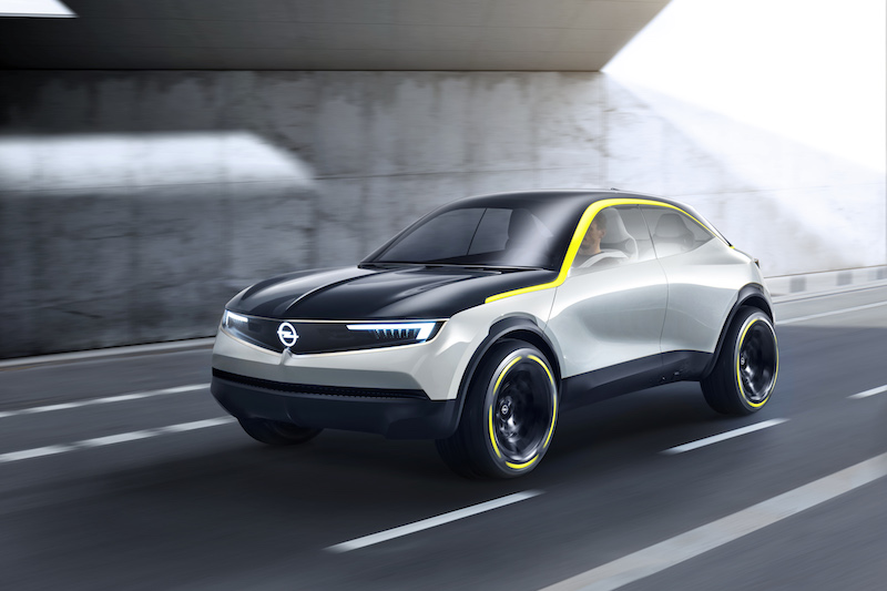 Opel  svela il GT X Experimental il primo SUV compatto elettrico 5 porte