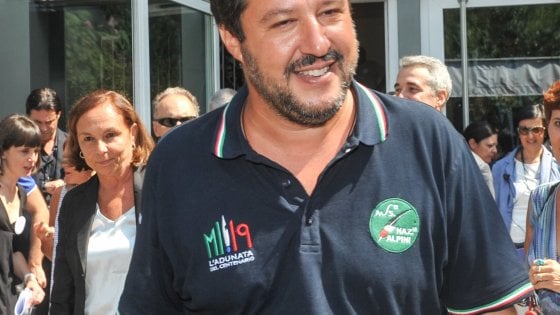 Alpini milanesi contro Salvini: “Lui con la nostra maglietta? Indignati” Alpini milanesi contro Salvini: “Lui con la nostra maglietta? Indignati”