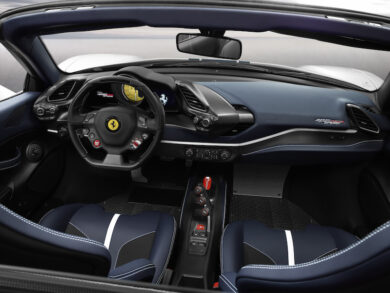 Debutto americano per la Ferrari 488 Pista Spider