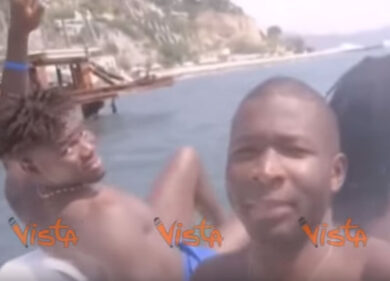 Salvini, insulti dal rapper migrante: “Salvini del c…”, “Fascisti di m…”