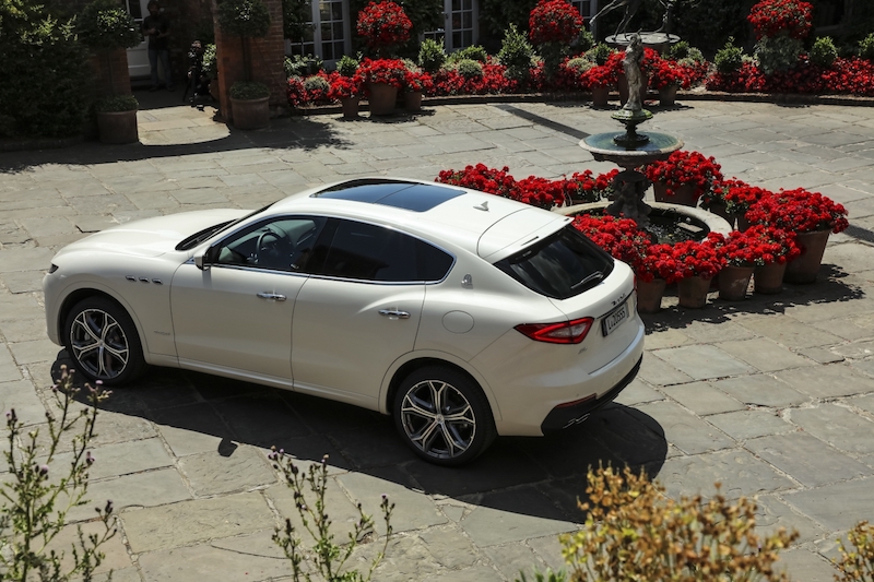 Maserati Levate: un concentrato  di eleganza e potenza