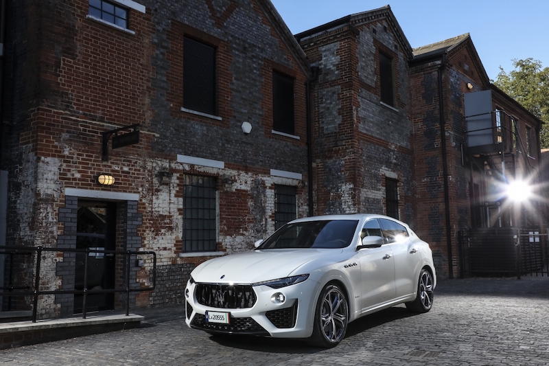 Maserati Levate: un concentrato  di eleganza e potenza