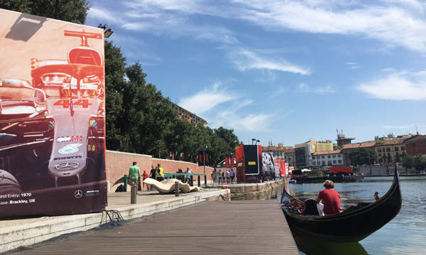 Vettel e Raikkonen con FERRARI F1 show pubblico alla Darsena Vettel e Raikkonen con FERRARI F1 show pubblico alla Darsena