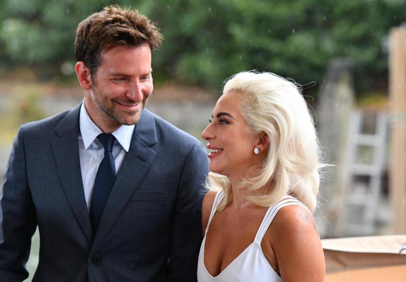 Mostra Venezia, Bradley Cooper-Lady Gaga: “E’ nata una stella… del cinema” Mostra Venezia, Bradley Cooper-Lady Gaga: “E’ nata una stella… del cinema”