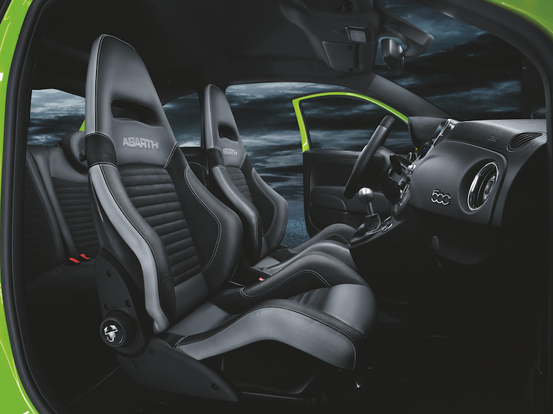 Abarth presenta la nuova gamma 595 Abarth presenta la nuova gamma 595