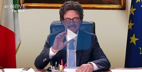 Fratelli di Crozza, il ritorno in onda con il ministro Toninelli Fratelli di Crozza, il ritorno in onda con il ministro Toninelli