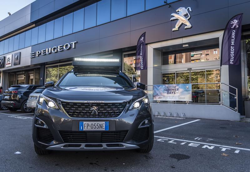 Sulle orme della “Via della Seta” con una Peugeot 3008 di serie Sulle orme della “Via della Seta” con una Peugeot 3008 di serie