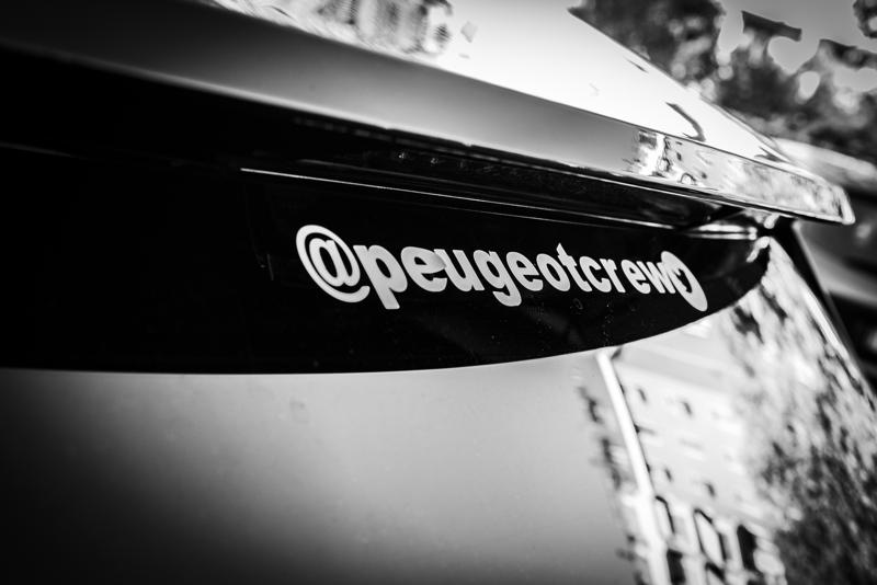 Sulle orme della “Via della Seta” con una Peugeot 3008 di serie Sulle orme della “Via della Seta” con una Peugeot 3008 di serie