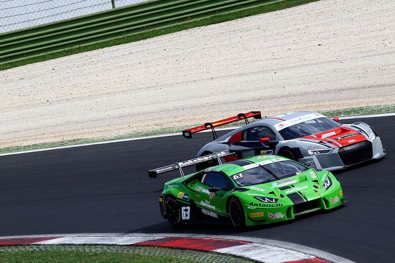 Italiano GT: a Vallelunga Lamborghini domina