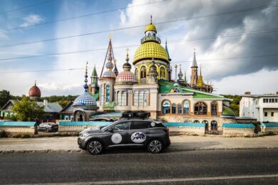 Sulle orme della Via della Seta, la Peugeot 3008 arriva a Kazan