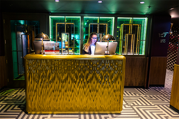 Londra, l’Hotel Indigo parla italiano con Fiemme 3000 Londra, l’Hotel Indigo parla italiano con Fiemme 3000