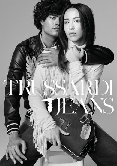Aurora Ramazzotti modella per Trussardi Jeans con lo skater Ruben Spelta
