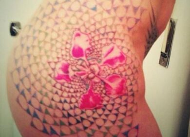Tatuaggi, appello dermatologi: “Tattoo pericolosi, trattarli come farmaci”
