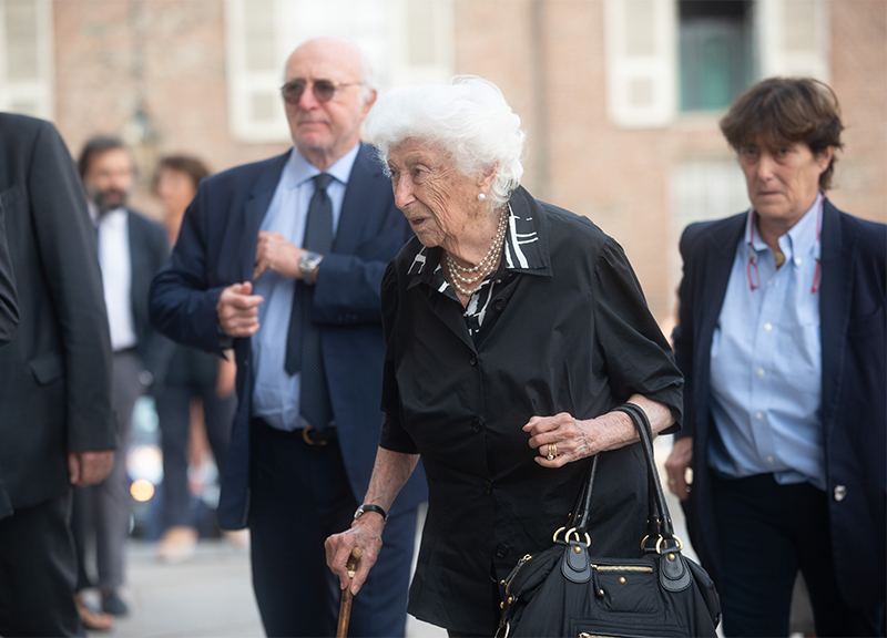 Marchionne, duomo di Torino gremito per l’omaggio al manager Marchionne, duomo di Torino gremito per l’omaggio al manager