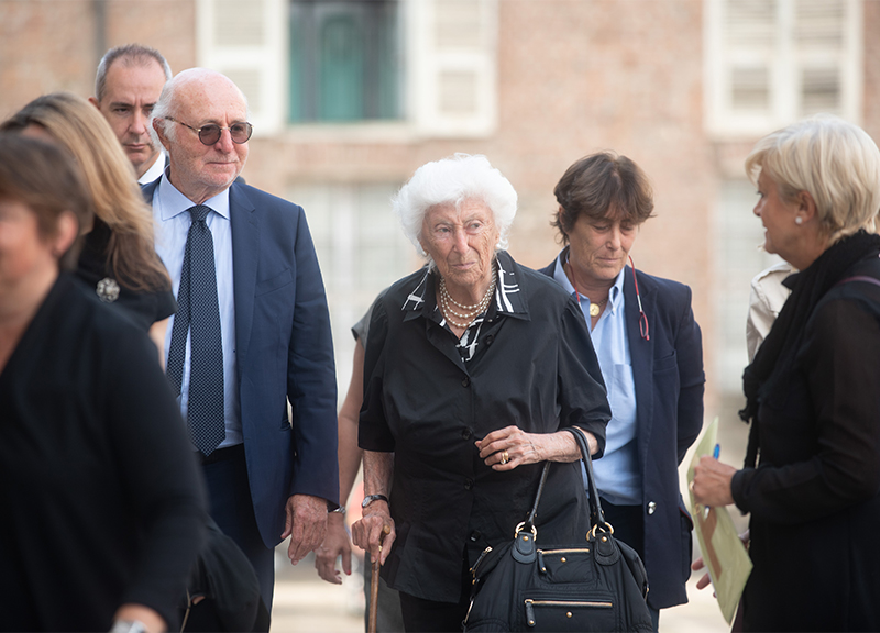 Marchionne, duomo di Torino gremito per l’omaggio al manager Marchionne, duomo di Torino gremito per l’omaggio al manager