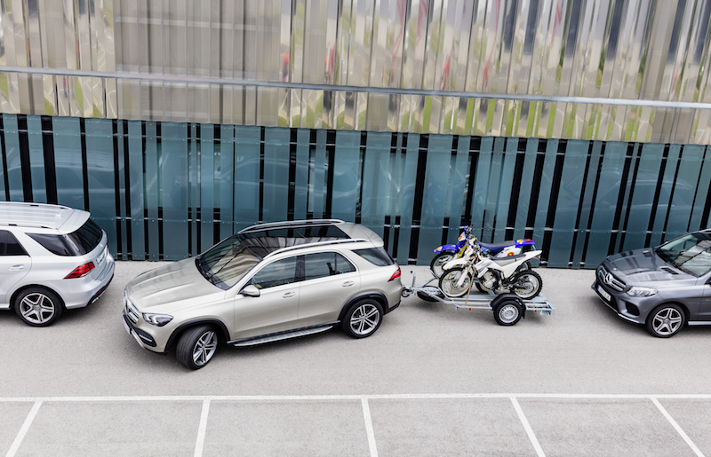 Debutta a Parigi la nuova Mercedes GLE
