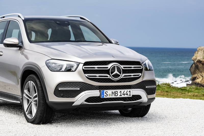 Debutta a Parigi la nuova Mercedes GLE
