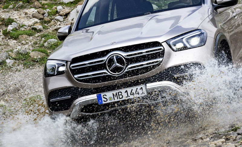 Debutta a Parigi la nuova Mercedes GLE