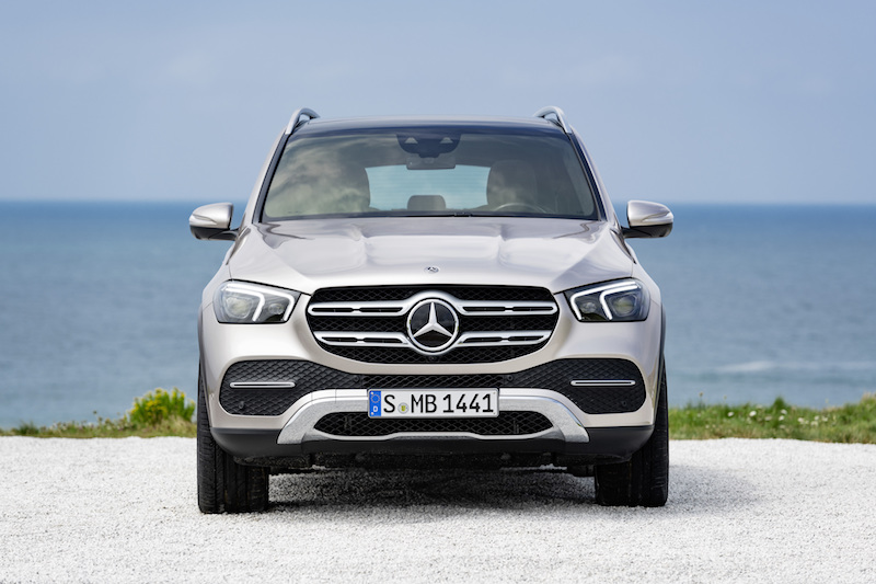 Debutta a Parigi la nuova Mercedes GLE