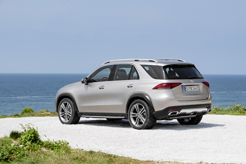 Debutta a Parigi la nuova Mercedes GLE