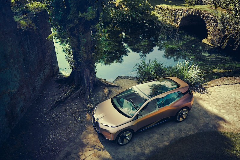 Vision iNEXT: l’auto del futuro secondo BMW