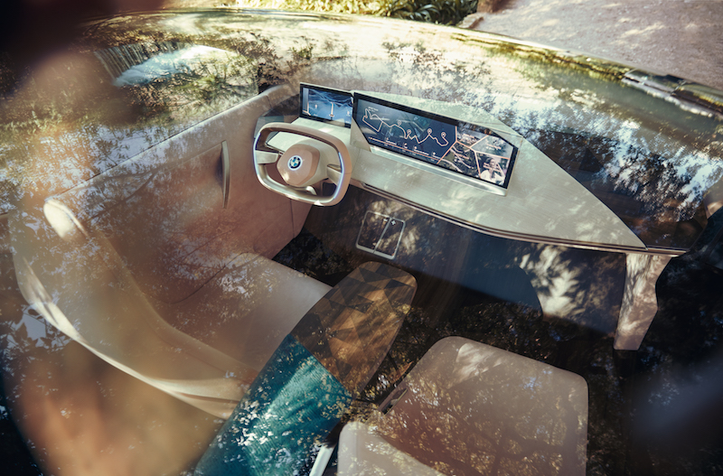 Vision iNEXT: l’auto del futuro secondo BMW