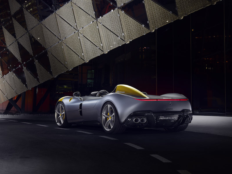 Ferrari Monza SP1 e SP2, solo per pochi Ferrari Monza SP1 e SP2, solo per pochi