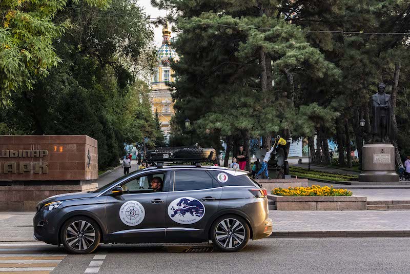 “Sulle orme della Via della Seta”, la Peugeot 3008 arriva a Samarcanda “Sulle orme della Via della Seta”, la Peugeot 3008 arriva a Samarcanda