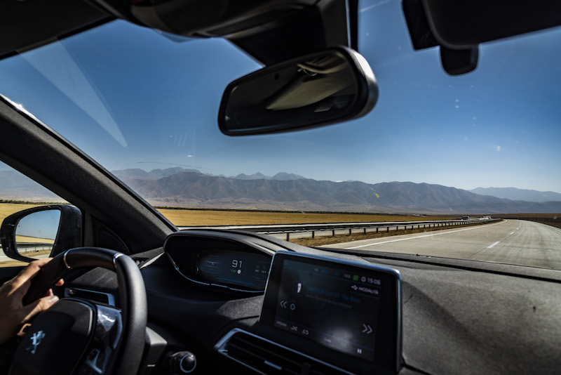 “Sulle orme della Via della Seta”, la Peugeot 3008 arriva a Samarcanda “Sulle orme della Via della Seta”, la Peugeot 3008 arriva a Samarcanda