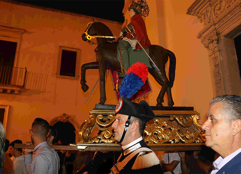 Un tour nel Salento dai mille volti, non solo mare ma sapori e feste patronali