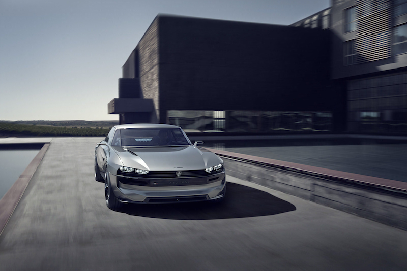Parte da Parigi il viaggio elettrico della Peugeot e-Legend Concept Parte da Parigi il viaggio elettrico della Peugeot e-Legend Concept