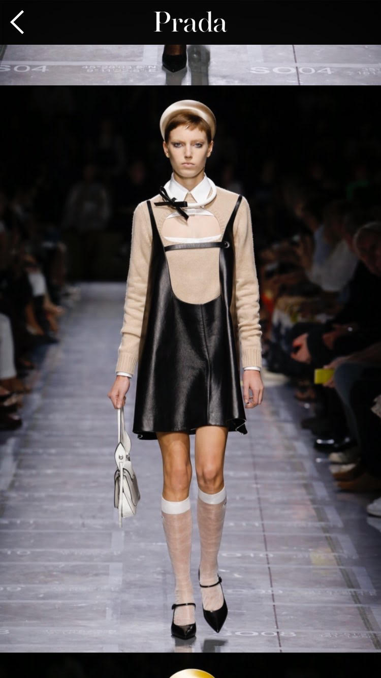 Mfw, Prada e Moschino al top. Oggi Plein e Versace Mfw, Prada e Moschino al top. Oggi Plein e Versace