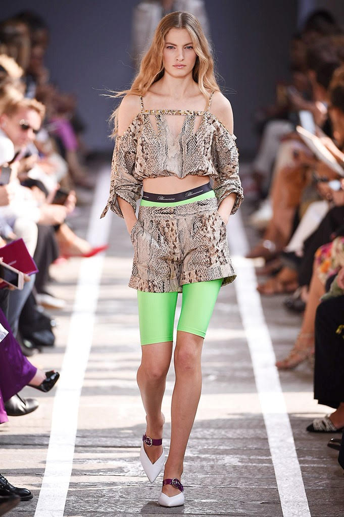 MFW, Etro e Versace nella storia: 22 le sfilate nel weekend. Foto