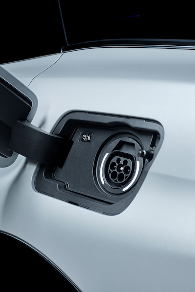 Peugeot svela le nuove 508 e 3008 con tecnologia plug-in hybrid