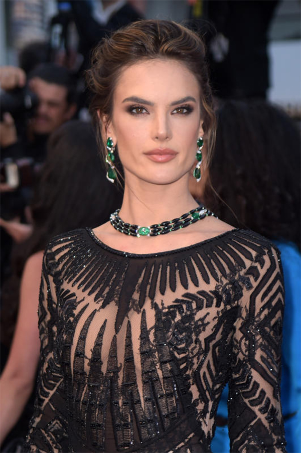 Winnie Harlow, la top con la vitiligine, conquista le passerelle. FOTO