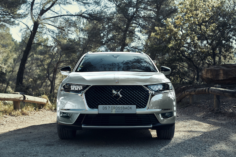 Parigi 2018 : debutta la DS 7 crossback E-Tense 4×4