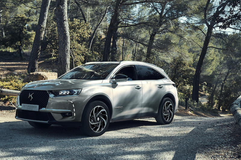 Parigi 2018 : debutta la DS 7 crossback E-Tense 4×4