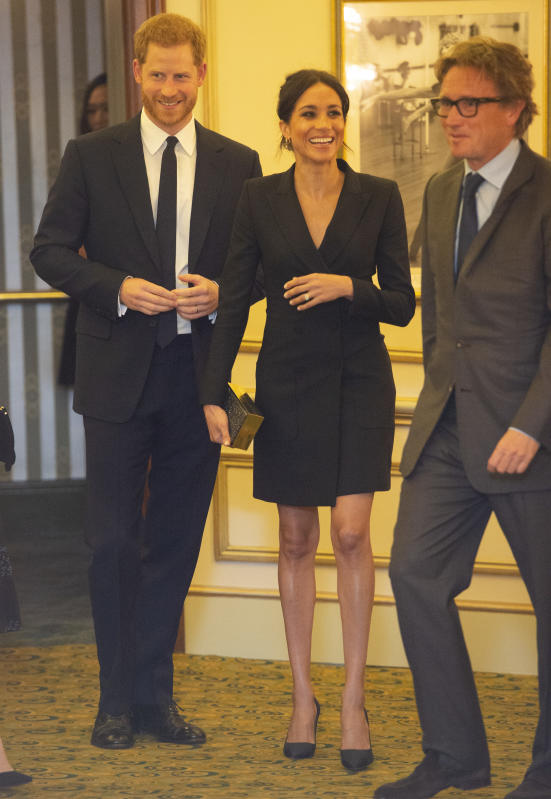 Royal Family News, Meghan Markle in Givenchy (di nuovo): prima uscita da sola