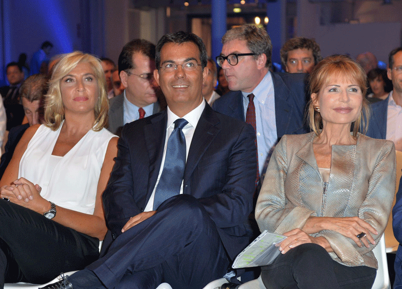 Rai, cinquanta sfumature di noia. Ma con Foa basta furbetti da talk show Rai, cinquanta sfumature di noia. Ma con Foa basta furbetti da talk show