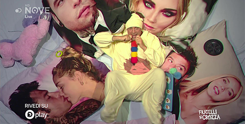 Crozza/Leognez: “Come si chiama mia mamma? Hashtag Ferragni” Crozza/Leognez: “Come si chiama mia mamma? Hashtag Ferragni”