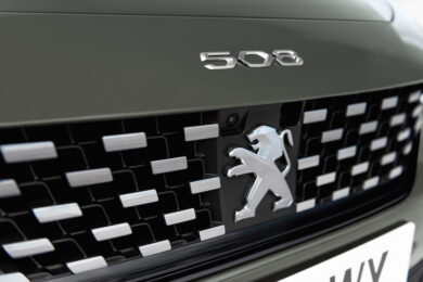 La Nuova PEUGEOT 508 si aggiudica il Design Award di Automotive News Europe