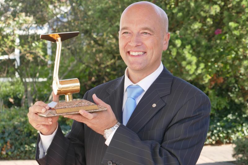 Manageritalia, Mario Del Pezzo premiato come Top manager dell’anno da Hosch Manageritalia, Mario Del Pezzo premiato come Top manager dell’anno da Hosch