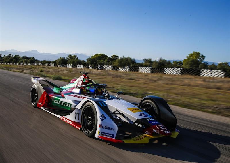 Audi alza il sipario sulla e-tron FE05, la nuova monoposto di Formula E Audi alza il sipario sulla e-tron FE05, la nuova monoposto di Formula E